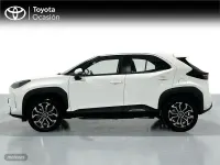 Usado Toyota Yaris Cross Active 116 CV (85 kW) 2022 Blanco SUV