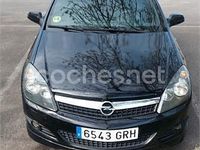 Usado Opel Astra GTC Sport 110 CV (80 kW) 2009 Negro Berlina
