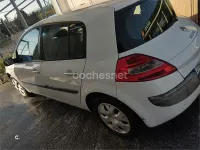 Usado Renault Mégane 85 CV (62 kW) 2007 Blanco Berlina