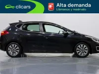 Usado Kia Ceed 101 CV (74 kW) 2018 Negro Utilitario