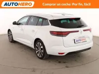 Usado Renault Mégane GrandTour Techno 140 CV (102 kW) 2023 Blanco Familiar
