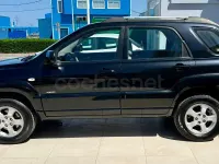Usado Kia Sportage Active 140 CV (102 kW) 2008 Negro SUV