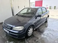 Usado Opel Astra Comfort 100 CV (73 kW) 2001 Azul Berlina