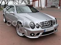 Usado Mercedes CLK200 Avantgarde 163 CV (119 kW) 2001 Gris / plata Coupe