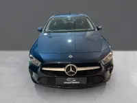 Käytetty Mercedes A180 115 HP (84 kW) 2021 Sininen