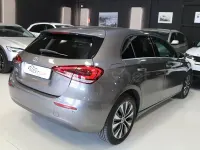 Usado Mercedes A250 218 CV (160 kW) 2020 Gris / plata Berlina