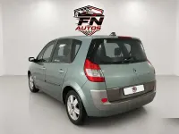 Usado Renault Scénic Privilege 120 CV (88 kW) 2004 Verde Monovolumen