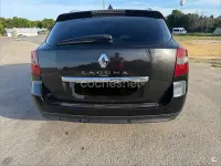 Usado Renault Laguna III Dynamique 110 CV (80 kW) 2011 Negro Familiar