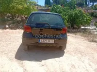 Usado Toyota Yaris 87 CV (63 kW) 2005 Negro Berlina