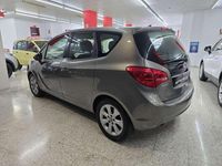 Usado Opel Meriva Enjoy 120 CV (88 kW) 2010 Gris Monovolumen