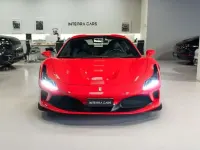 Begagnad Ferrari F8 711 HK (522 kW) 2022 Röd Cab