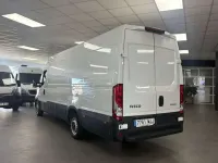 Usado Iveco Daily 160 CV (117 kW) 2023 Blanco Van