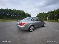 Usado Mercedes C200 Elegance 136 CV (100 kW) 2011 Gris / plata Berlina