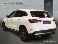 Usado Mercedes GLA200 150 CV (110 kW) 2025 Blanco SUV
