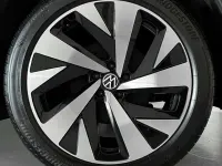 Usado VW ID.4 Pro 150 kW (204 CV) 2025 Gris SUV