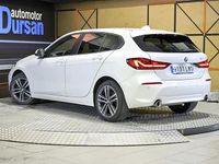 Begagnad BMW 118 150 HK (110 kW) 2022 Vit Halvkombi