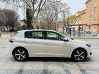 Usado Peugeot 308 Allure 125 CV (91 kW) 2014 Blanco Berlina