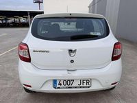 Usado Dacia Sandero Ambiance 75 CV (55 kW) 2015 Blanco Utilitario