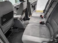 Usado VW Touran Advance 140 CV (102 kW) 2010 Gris / plata Monovolumen