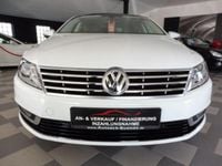 Usado VW Passat 2018 Blanco metalizado Berlina