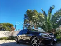 Usado Mercedes A180 AMG line 122 CV (89 kW) 2014 Marrón Utilitario