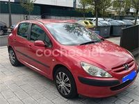 Usado Peugeot 307 110 CV (80 kW) 2004 Granate Berlina