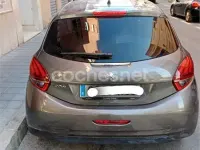 Usado Peugeot 208 Style 100 CV (73 kW) 2018 Gris / plata Utilitario