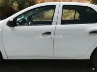 Usado Dacia Logan Ambiance 75 CV (55 kW) 2015 Blanco Berlina