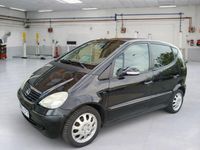 Usado Mercedes A170 Elegance 95 CV (69 kW) 2004 Negro Monovolumen