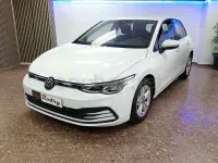 Usado VW Golf VIII Life 110 CV (80 kW) 2022 Blanco Berlina