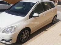 Usado Mercedes B180 Sport Edition 109 CV (80 kW) 2010 Blanco Monovolumen