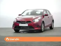 Usado Kia Ceed 120 CV (88 kW) 2023 Rojo Utilitario