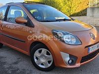 Usado Renault Twingo Night&Day 75 CV (55 kW) 2009 Naranja Utilitario