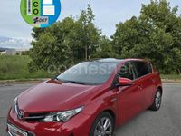Usado Toyota Auris Hybrid Advance 136 CV (100 kW) 2014 Granate Berlina