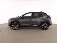 Usado Toyota Yaris Cross Style 116 CV (85 kW) 2022 Gris SUV