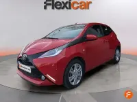 Używany Toyota Aygo X-play 72 KM (52 kW) 2018 Czerwony Hatchback