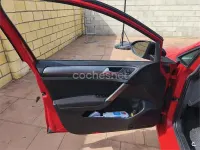 Usado VW Golf VII Business 110 CV (80 kW) 2014 Rojo Familiar