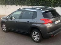 Usado Peugeot 2008 Style 100 CV (73 kW) 2016 Gris / plata SUV