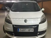 Usado Renault Scénic III Dynamique 110 CV (80 kW) 2013 Blanco Monovolumen