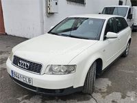 Usado Audi A4 130 CV (95 kW) 2003 Blanco Familiar
