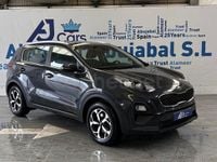 Usado Kia Sportage 136 CV (100 kW) 2021 Gris / plata SUV