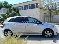 Usado Mercedes B200 140 CV (102 kW) 2010 Blanco Monovolumen