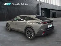 Usado Peugeot e-408 Allure 132 kW (180 CV) 2025 Gris SUV