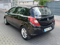 Usado Opel Corsa Selective 85 CV (62 kW) 2014 Negro Utilitario