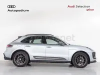 Usado Porsche Macan T 265 CV (194 kW) 2022 Gris / plata SUV