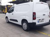Usado Citroën Berlingo Feel 102 CV (75 kW) 2020 Blanco Monovolumen