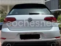Usado VW Golf VIII GTI 245 CV (180 kW) 2021 Gris / plata Berlina