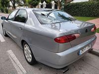 Usado Alfa Romeo 166 Distinctive 150 CV (110 kW) 2004 Plateado Berlina