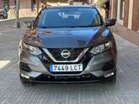 Usado Nissan Qashqai N-Connecta 140 CV (102 kW) 2019 Gris / plata SUV