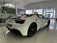 Usado Ferrari 488 670 CV (492 kW) 2019 Blanco Descapotable